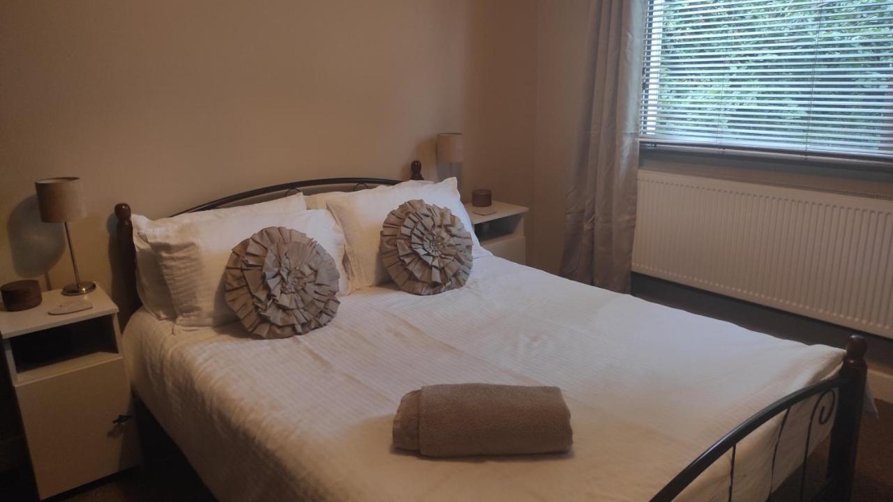Retreat By The Feale, Finuge 호텔 리스토웰 외부 사진